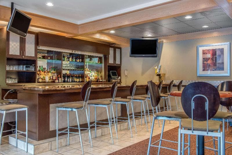 Quality Hotel Conference Center Cincinnati Blue Ash 3