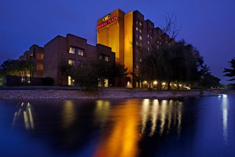 Crowne Plaza Columbus North Worthington photo 1