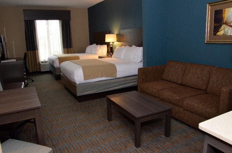 Holiday Inn Express And Suites Goldsboro Base Area 4