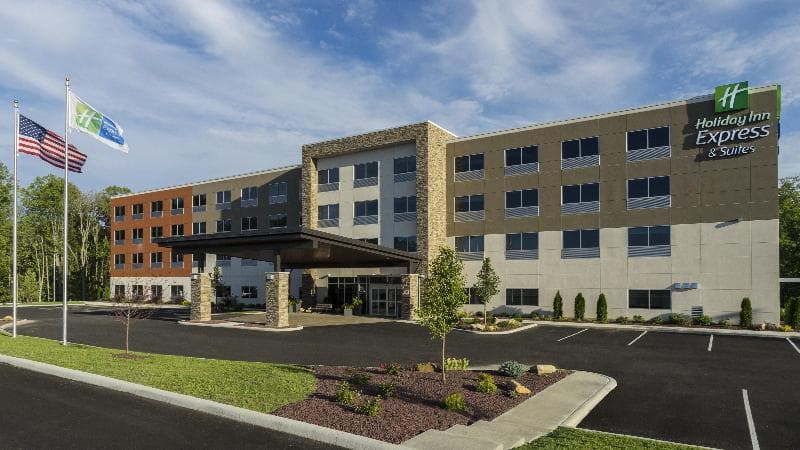 Holiday Inn Express And Suites Medina 4