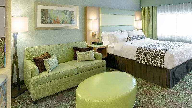 Crowne Plaza Lansing West 5