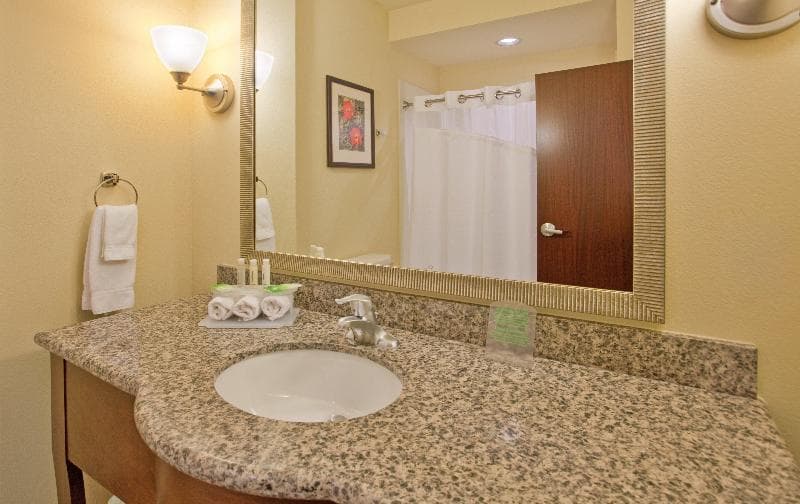 Holiday Inn Express And Suites Gallup East 5