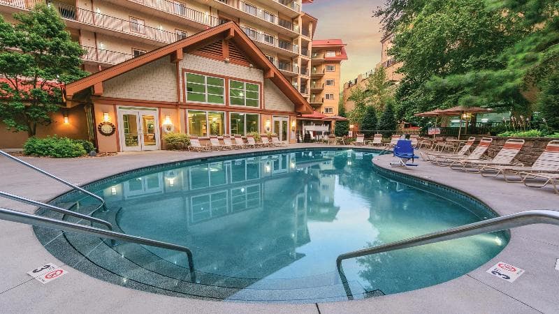 Holiday Inn Club Vacations Smoky Mountain Resort 2