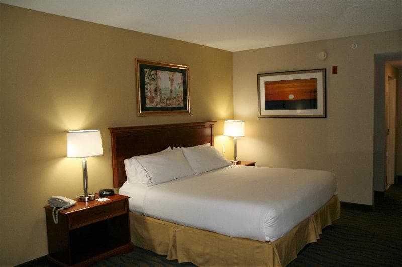 Holiday Inn Express And Suites Brooksville West 4