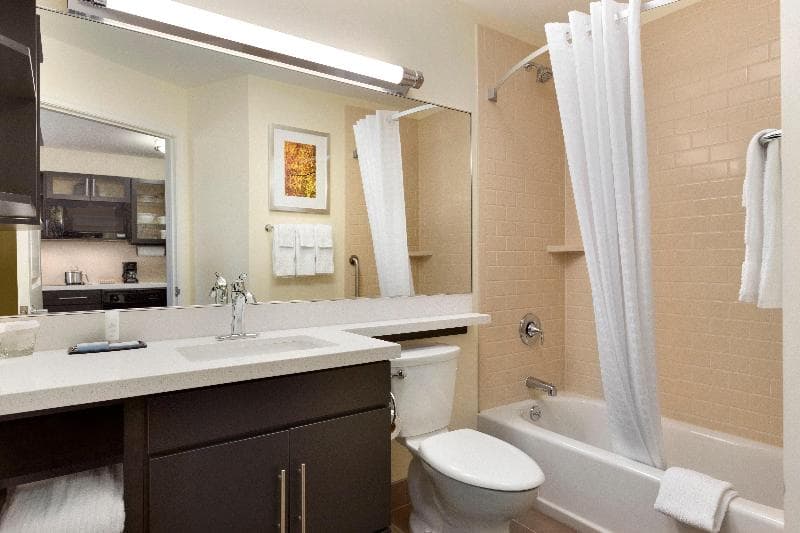 Candlewood Suites Vestal - Binghamton 4