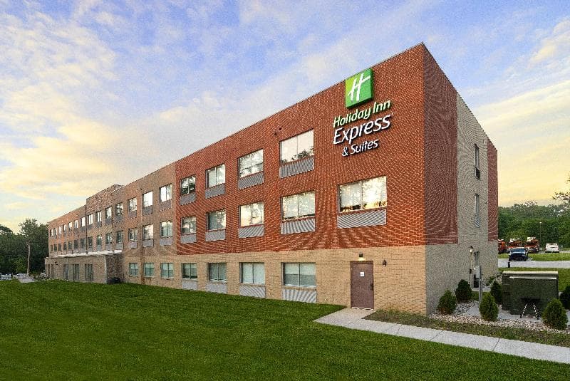 Holiday Inn Express & Suites La Porte 4