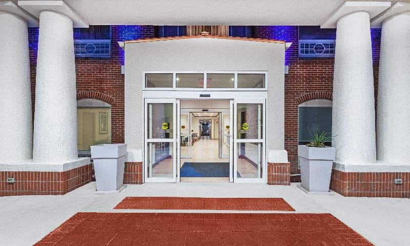 Holiday Inn Express And Suites Baton Rouge East 5