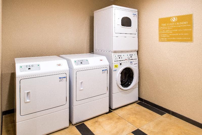 Candlewood Suites Carlsbad South 3