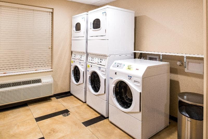 Candlewood Suites Carlsbad South 4
