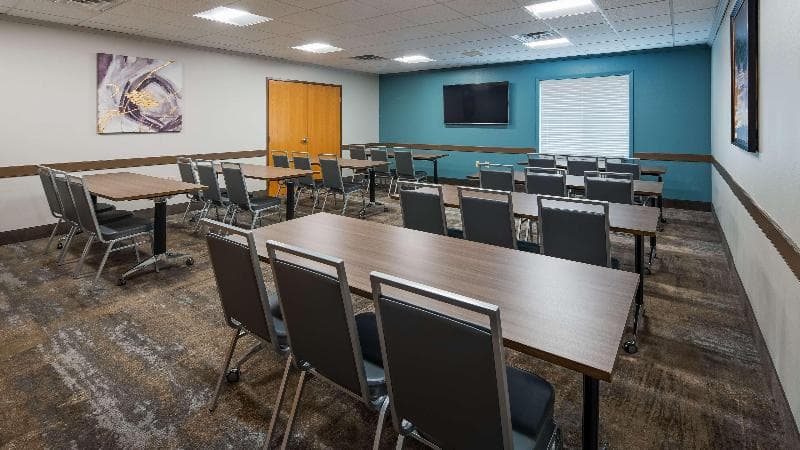 Best Western Plus Hudson I-94 1