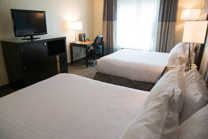Holiday Inn Express And Suites Chanhassen photo 1