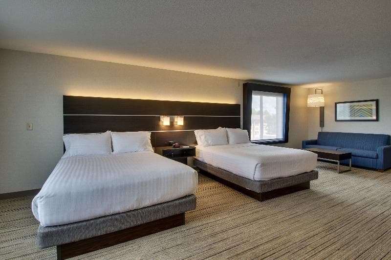 Holiday Inn Express And Suites Morris 3