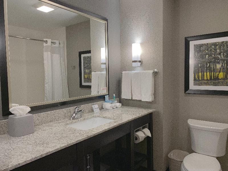 Holiday Inn Express And Suites Madison Central photo 1