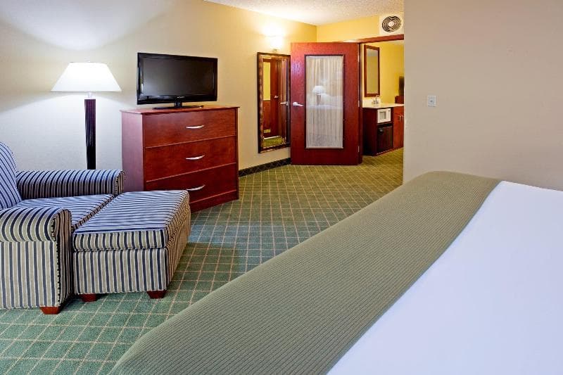 Holiday Inn Express And Suites Coon Rapids Blaine photo 1