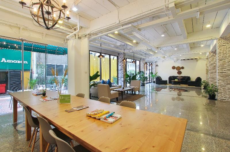 D Varee Xpress Pula Silom 3