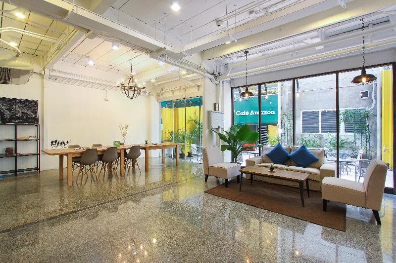 D Varee Xpress Pula Silom 4