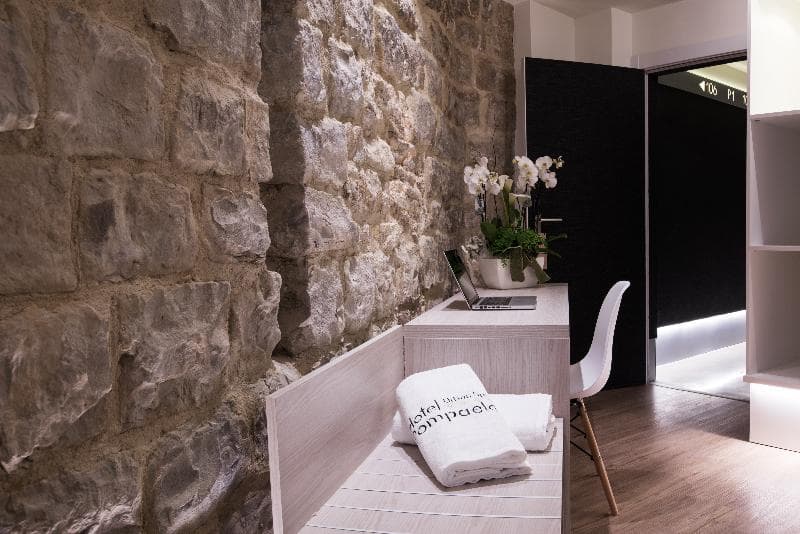 Hotel Pompaelo Urban Spa 3