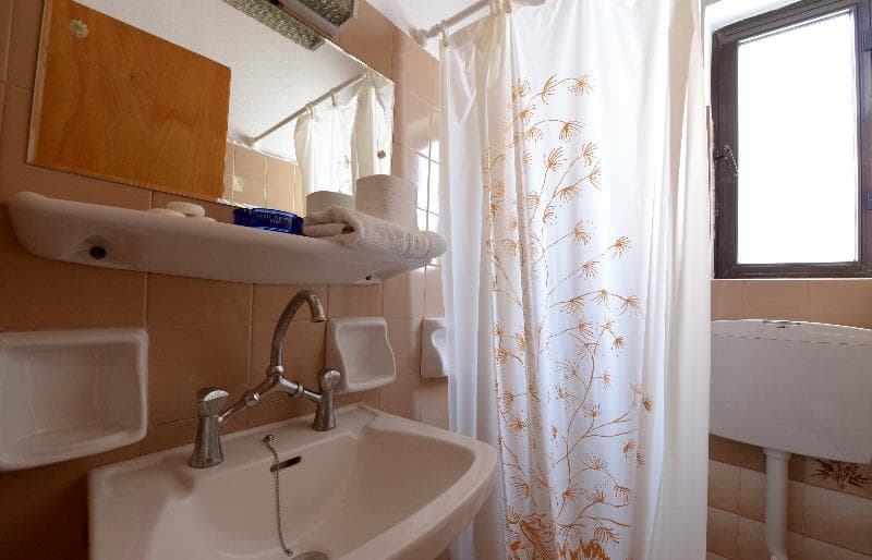 Pharos Rooms 4
