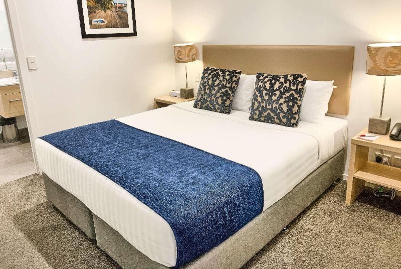 Ramada Suites By Wyndham Albany photo 1