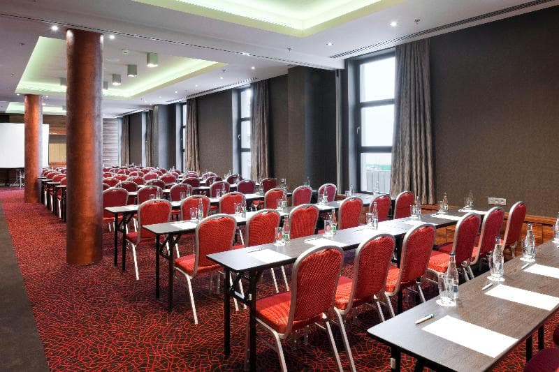 Holiday Inn Trnava 3