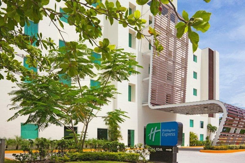 Holiday Inn Express Del Carmen photo 1