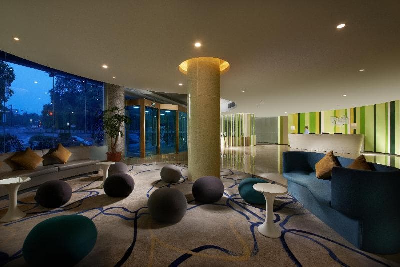 Holiday Inn Express Yangzhou City Center 4