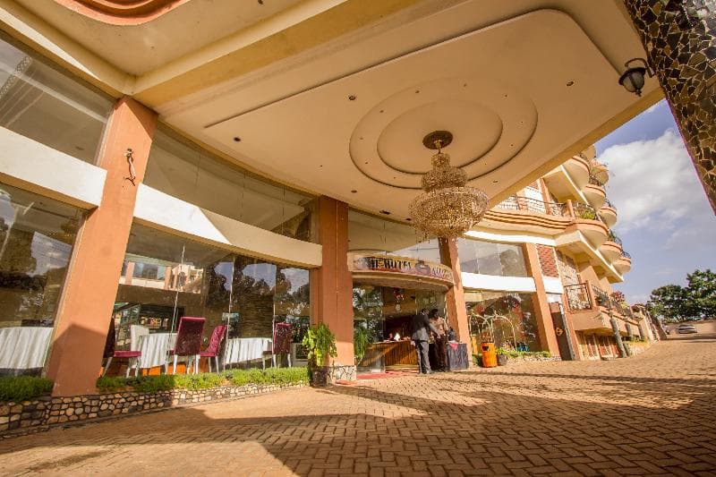 Aturukan Hotel 3