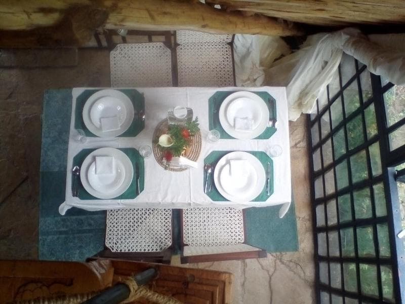 Samawati Lakeside Cottages 5