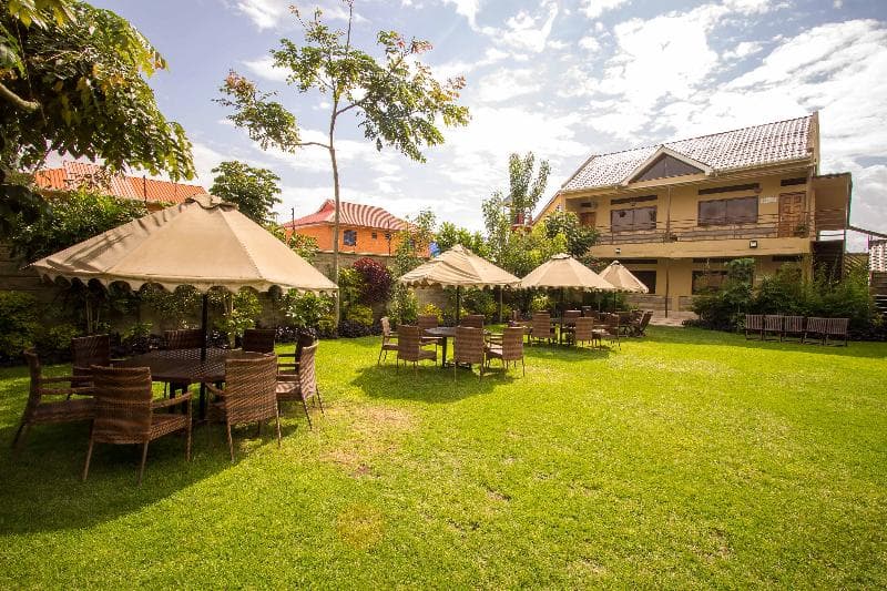 Eseriani The Hotel 3