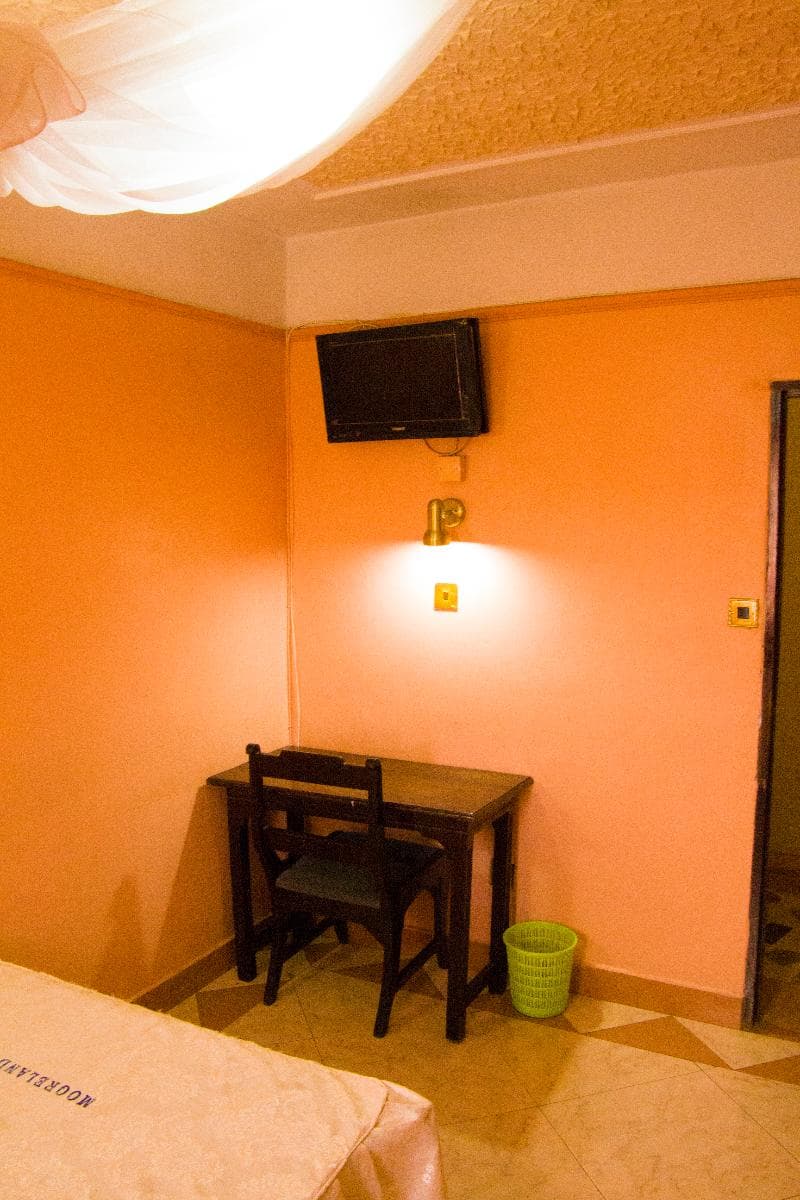 Mooreland Hotel 5