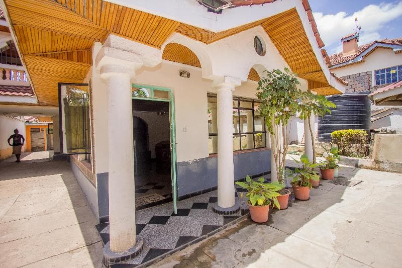 Nairobi Airport Rest House 3