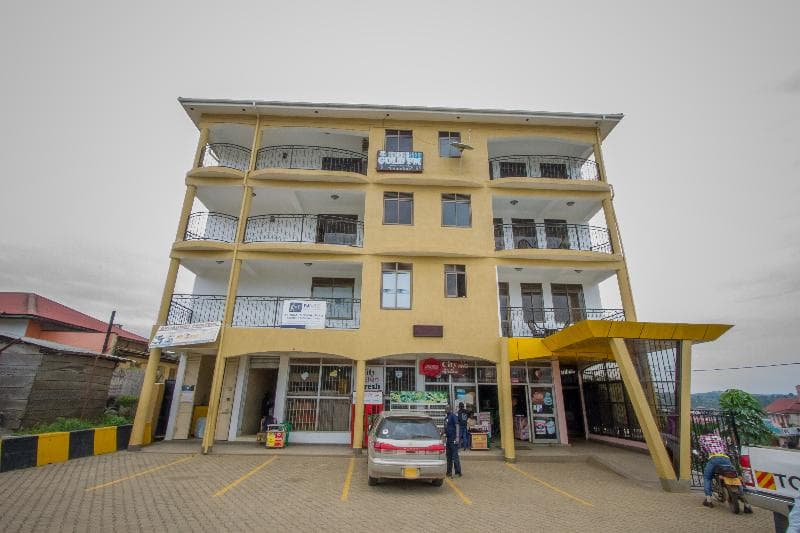Reinah Tourist Hotel main