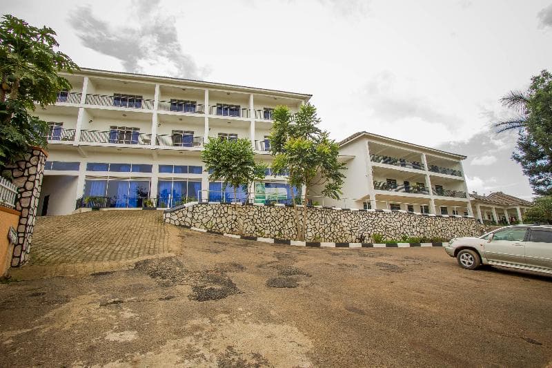 Zebra Hotel 3