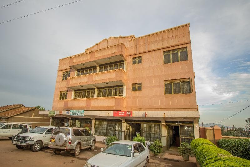 Jevine Hotel main