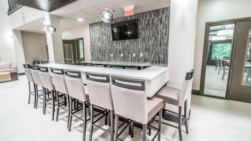 Best Western Premier Conyers 2