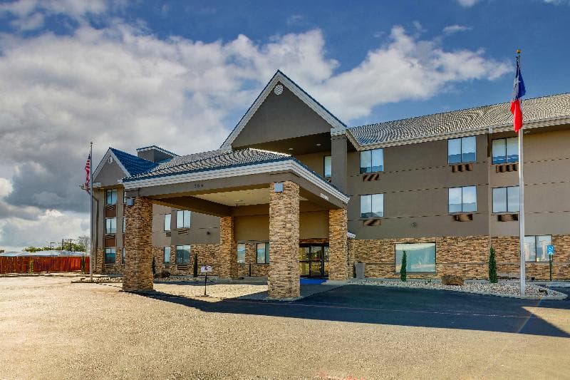 Best Western Plus Riata 3