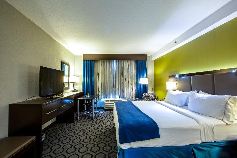 Holiday Inn Express And Suites Charleston Arpt Con 5