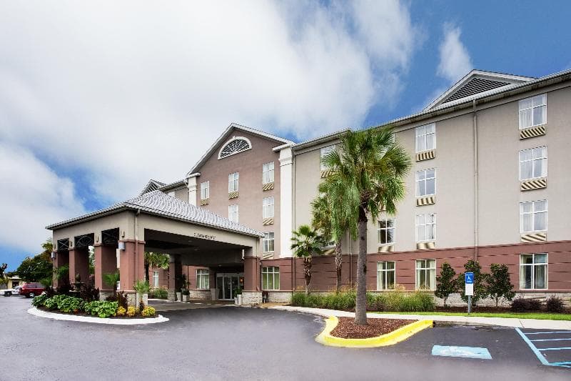 Holiday Inn Express And Suites Charleston Ashley P photo 1