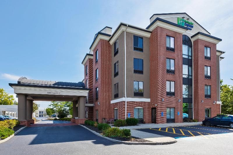 Holiday Inn Express And Suites Cleveland Richfield 4