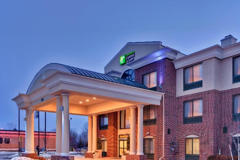 Holiday Inn Express And Suites Detroit Novi 5