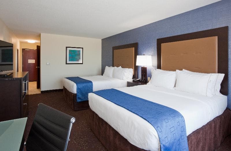 Holiday Inn Express And Suites Fort Dodge photo 1