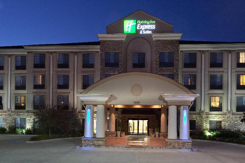 Holiday Inn Express And Suites Ft. Collins 3