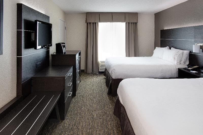 Holiday Inn Express And Suites East Wichita I 35 A 4