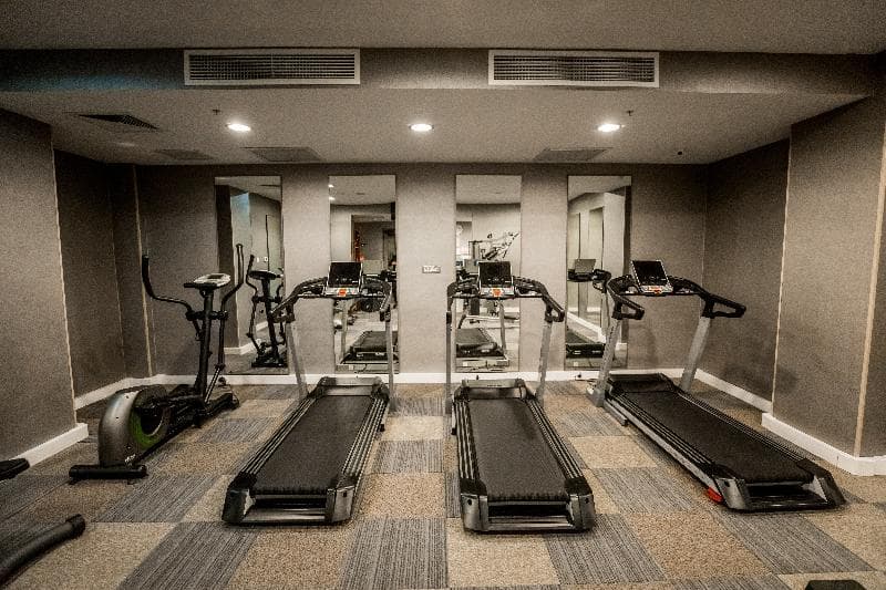 Parkside Hotel & Apartments photo 1