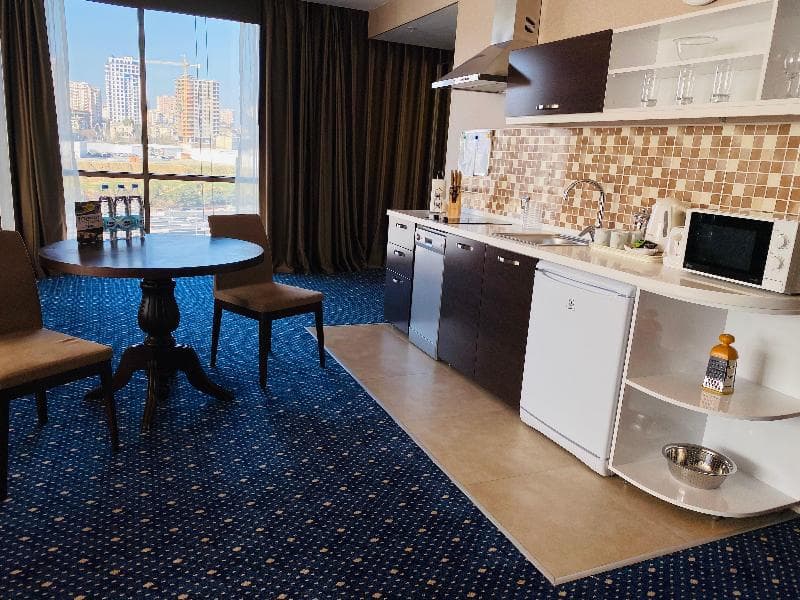 Parkside Hotel & Apartments 5