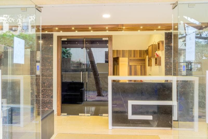 Oyo 11441 Hotel Blue Bells Residency 5