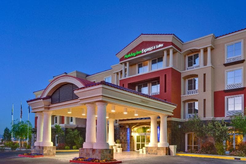 Holiday Inn Express & Suites Las Vegas SW Spring Valley photo 1