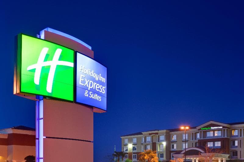 Holiday Inn Express & Suites Las Vegas SW Spring Valley 4