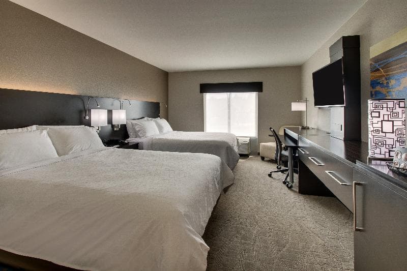 Holiday Inn Express And Suites Lancaster East Stra 3