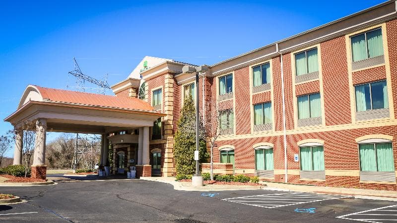 Holiday Inn Express And Suites Memphis Germantown photo 1